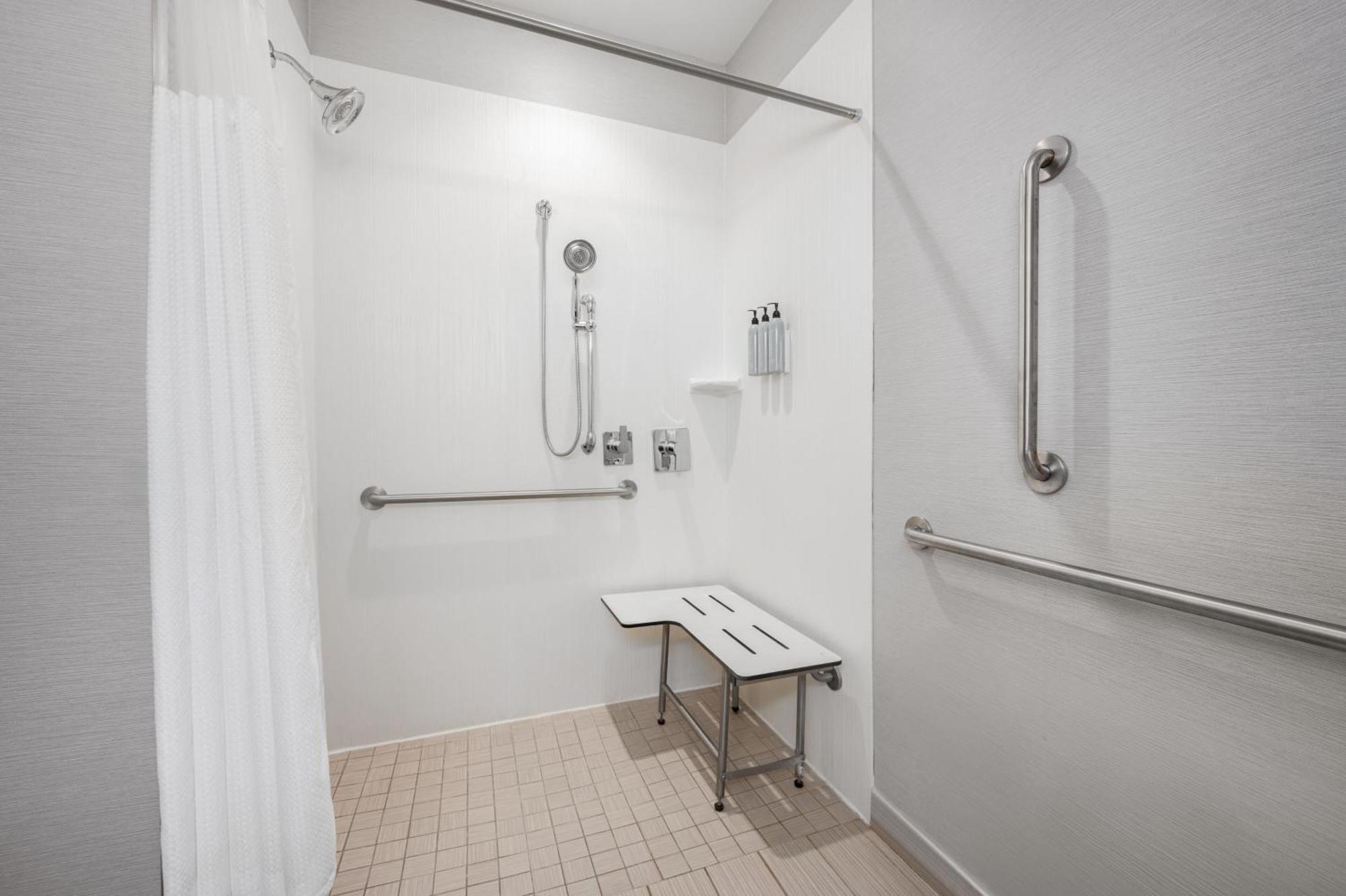 Hotel Courtyard By Marriott Auburn Zewnętrze zdjęcie